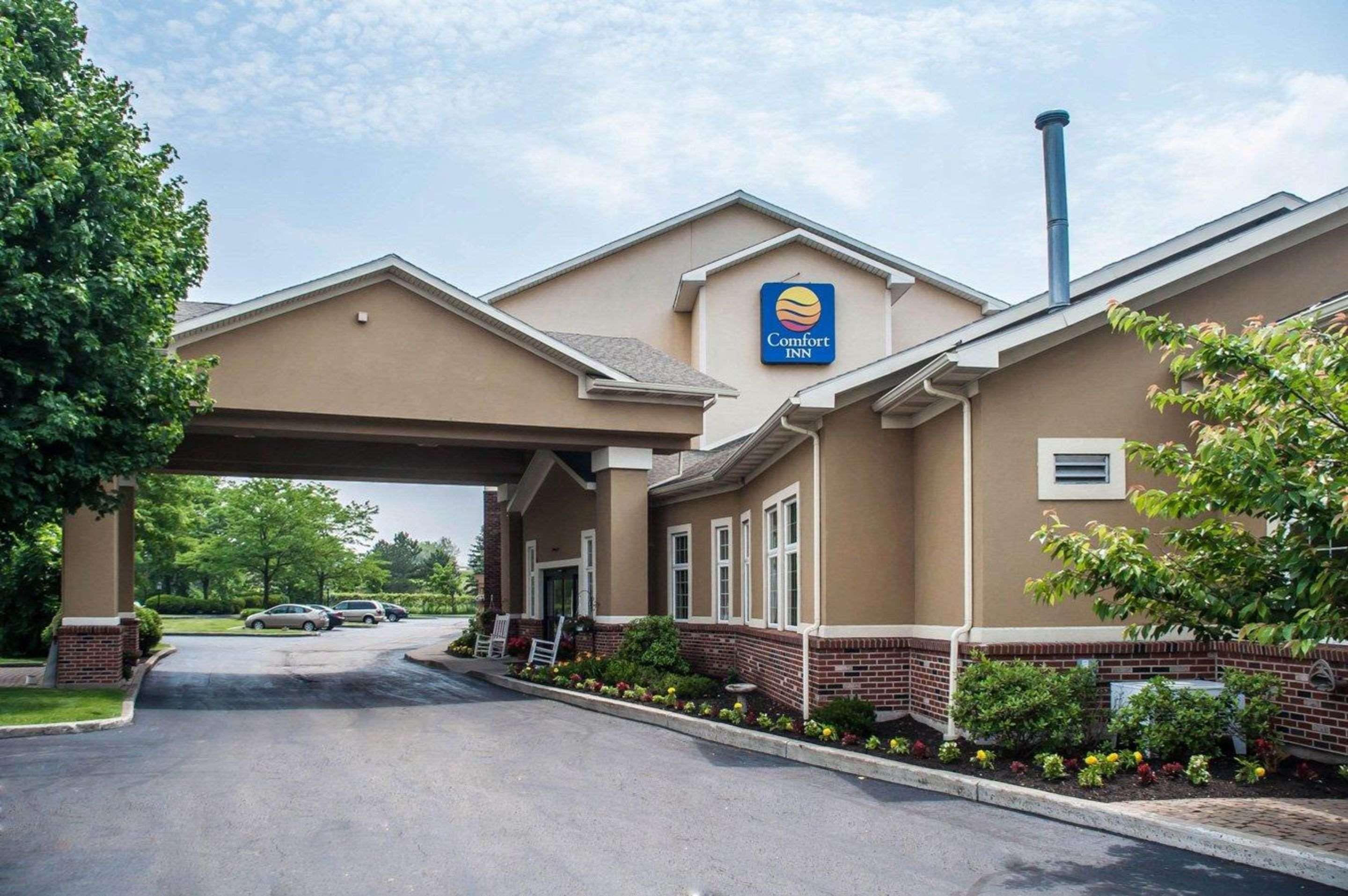 Comfort Inn University Амхерст Экстерьер фото