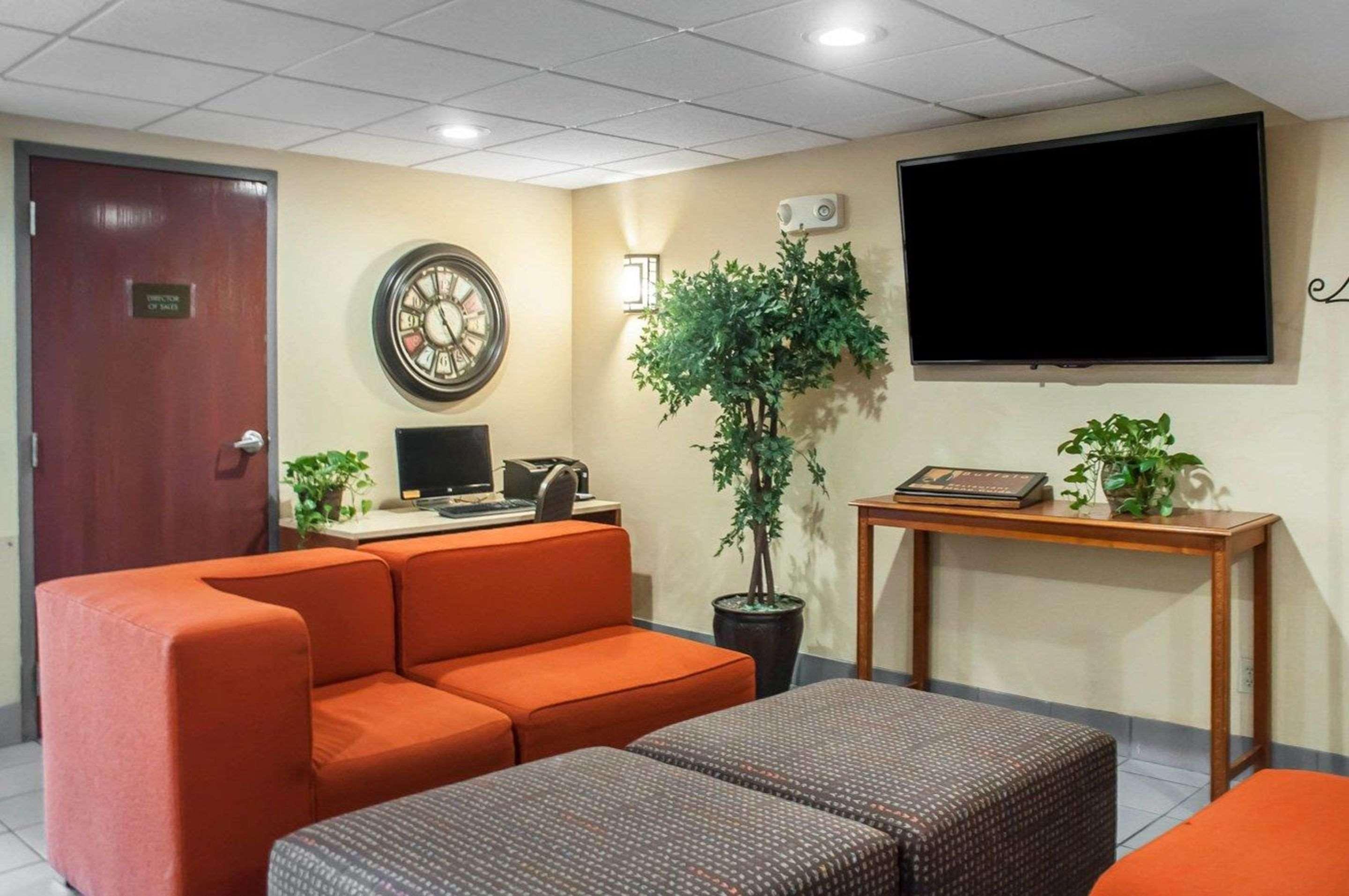 Comfort Inn University Амхерст Экстерьер фото