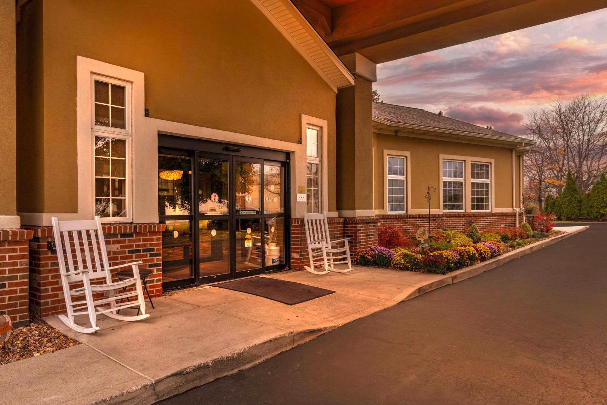 Comfort Inn University Амхерст Экстерьер фото