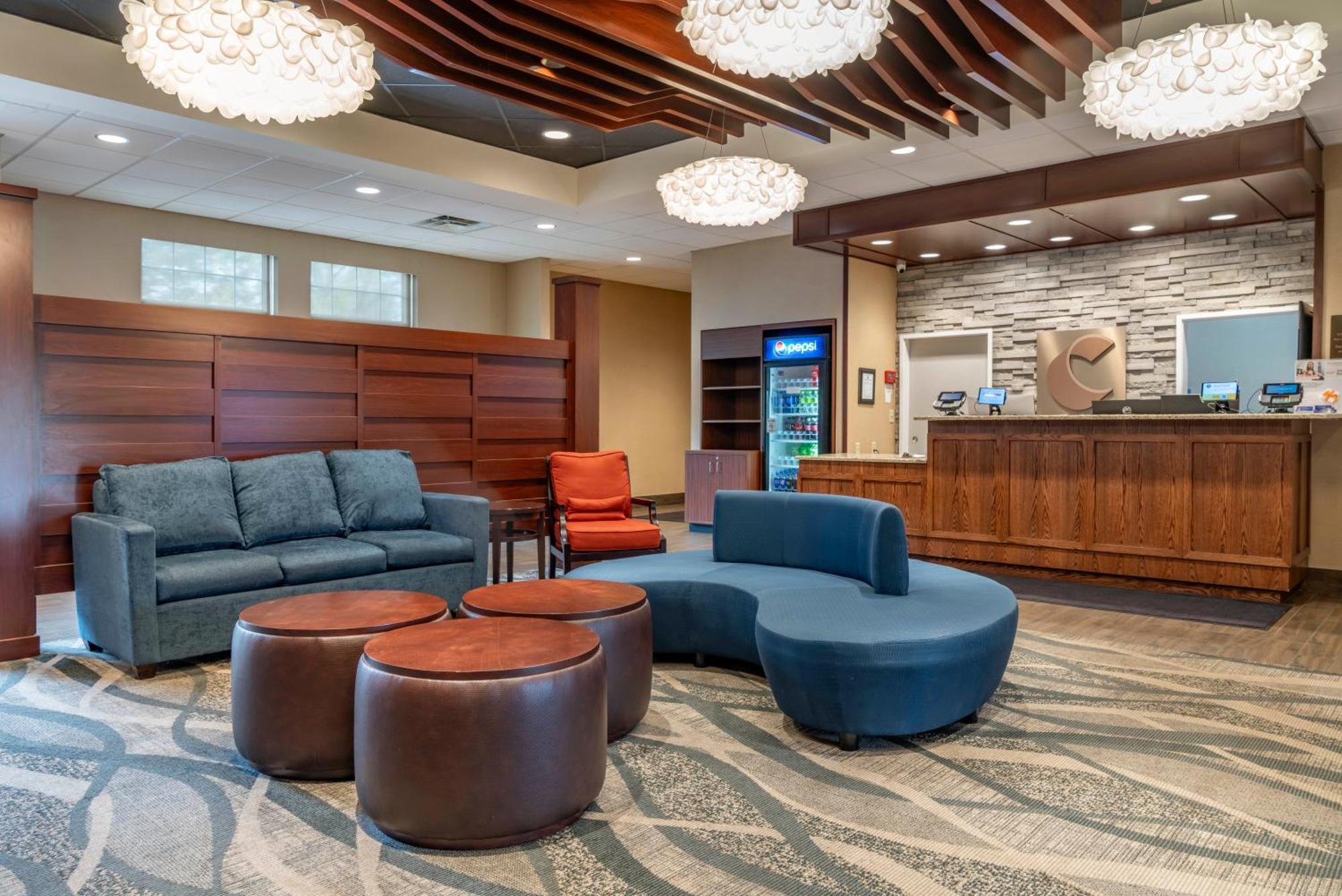 Comfort Inn University Амхерст Экстерьер фото