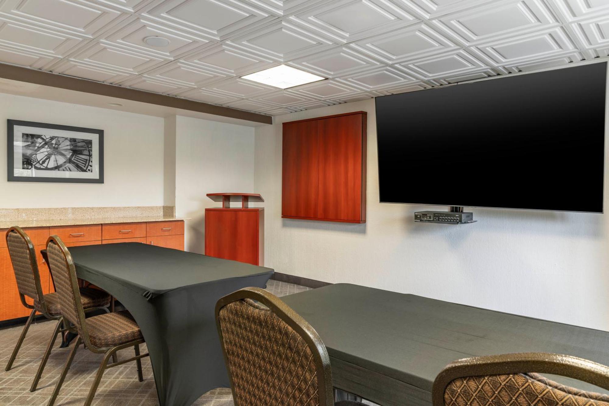 Comfort Inn University Амхерст Экстерьер фото