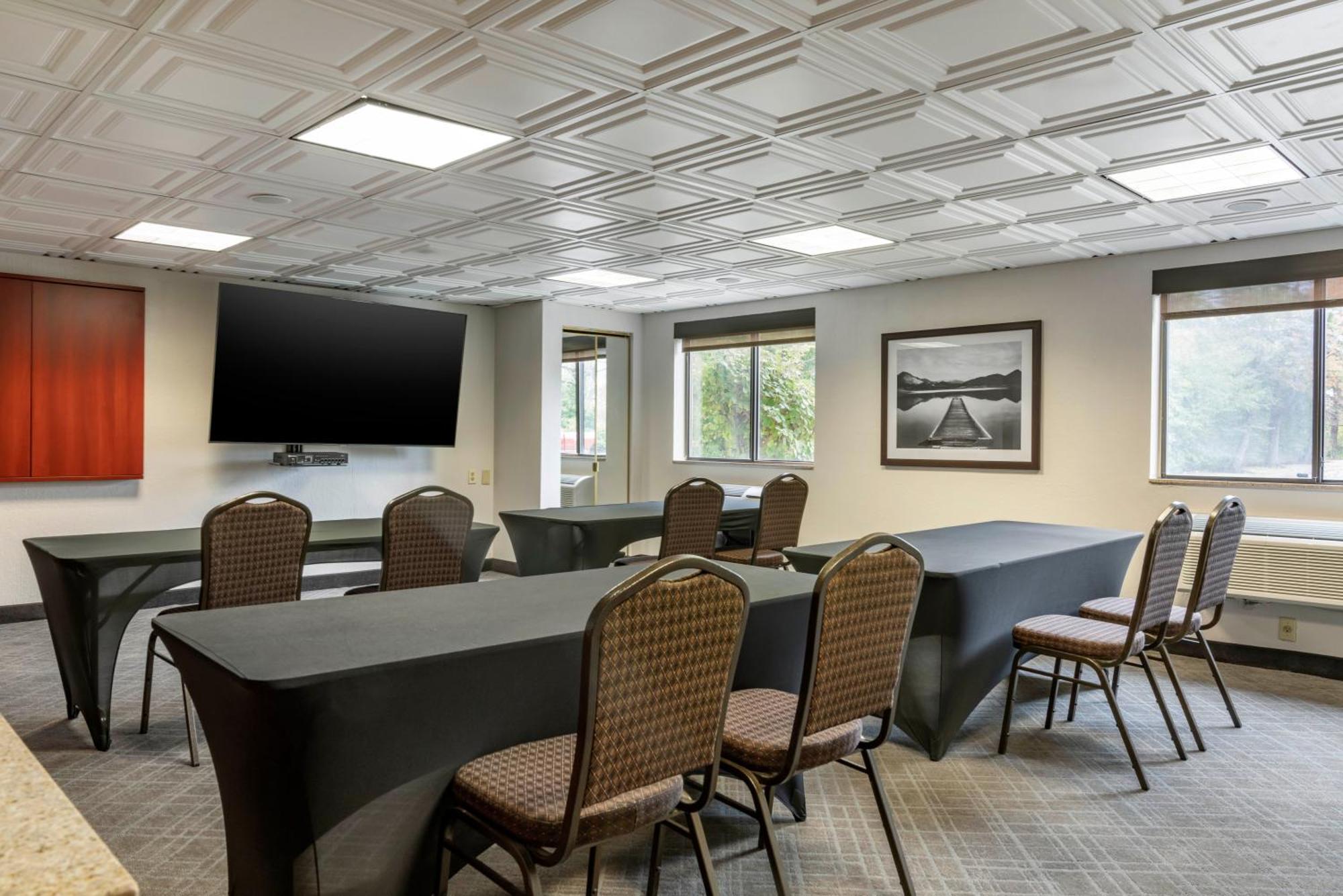 Comfort Inn University Амхерст Экстерьер фото