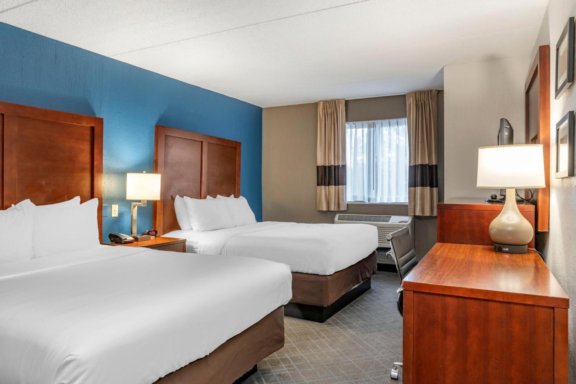 Comfort Inn University Амхерст Экстерьер фото