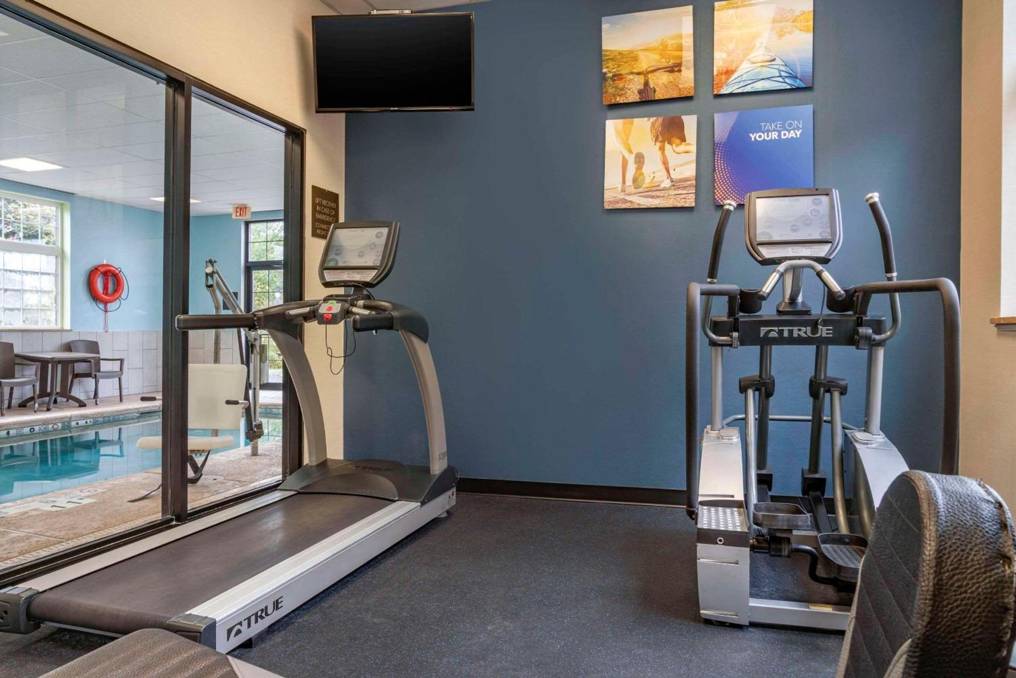 Comfort Inn University Амхерст Экстерьер фото